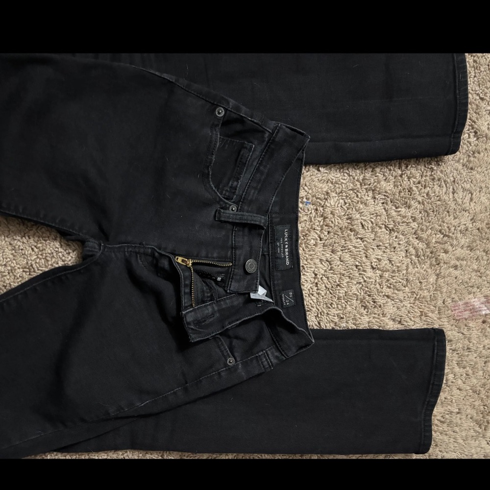 Low / mid rise boot cut lucky jeans